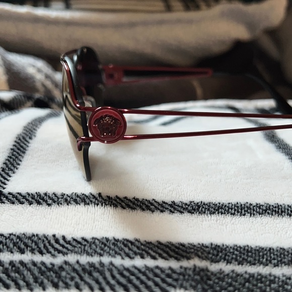 Versace Round Sunglasses - Picture 9 of 14